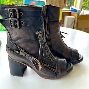 Freebird Zombie Booties by Steven Size 8